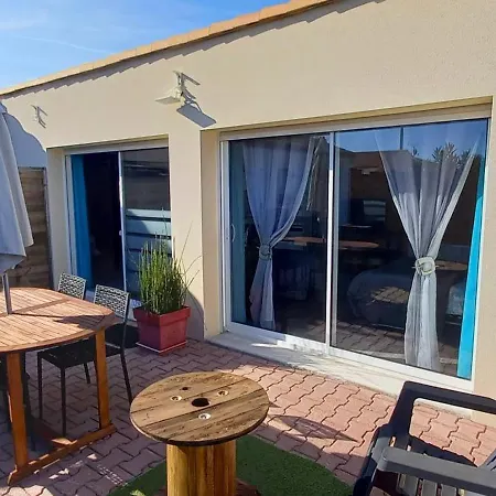 Studio Location Saisonniere Bord De Mer. Saint-Michel-Chef-Chef Exterior photo